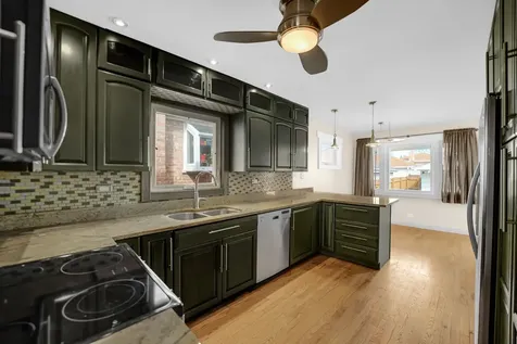 7520 West Carmen Avenue Harwood Heights IL 60706