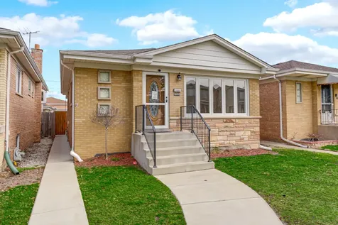 7520 West Carmen Avenue Harwood Heights IL 60706