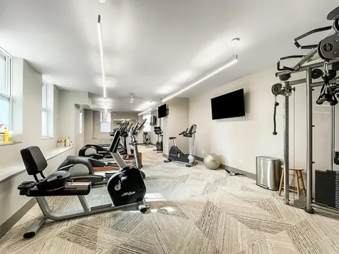 2440 North Lakeview Avenue Chicago IL 60614