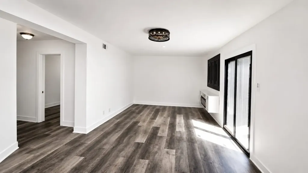 8156 South King Drive Chicago IL 60619