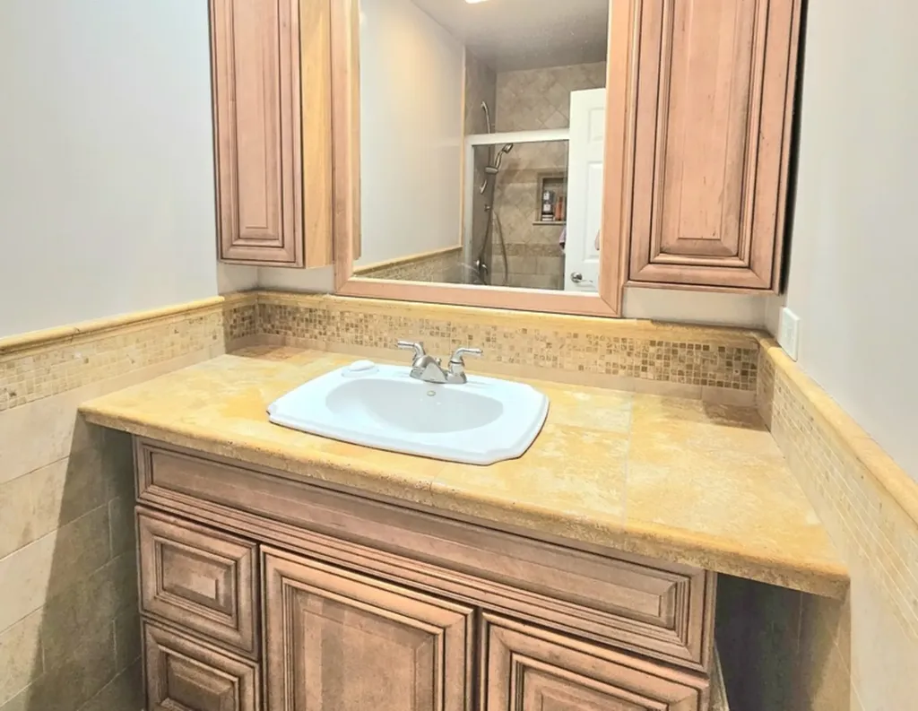 1410 Ashton Court Aurora IL 60504