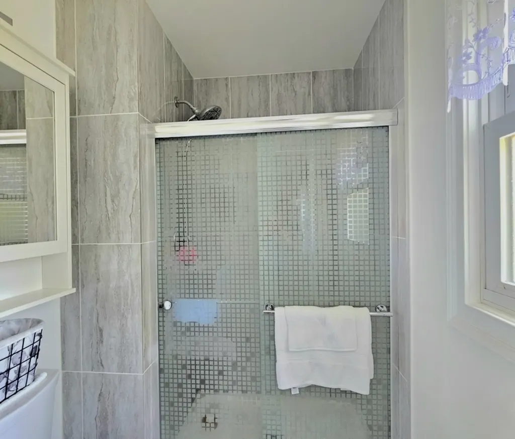 1410 Ashton Court Aurora IL 60504