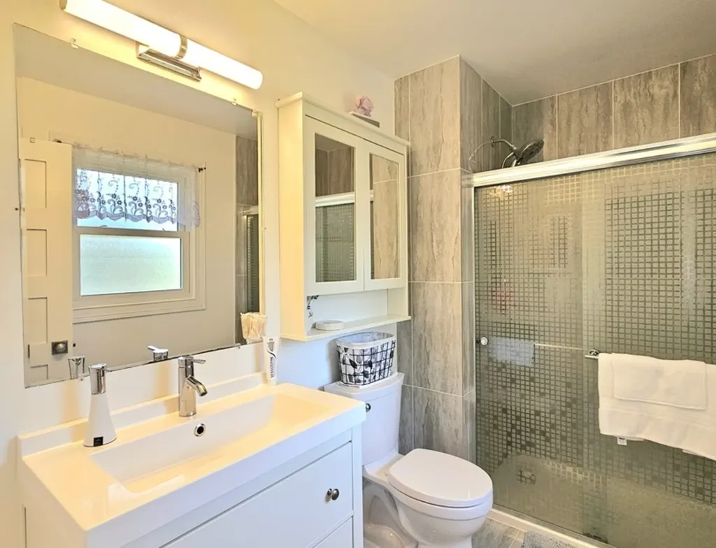 1410 Ashton Court Aurora IL 60504