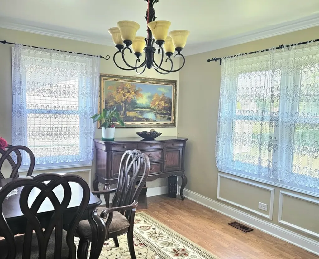 1410 Ashton Court Aurora IL 60504