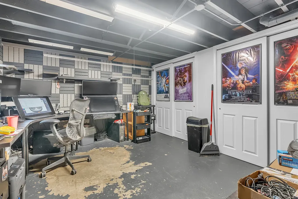 17W445 Butterfield Road Oakbrook Terrace IL 60181