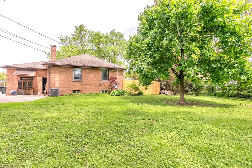 17W445 Butterfield Road Oakbrook Terrace IL 60181