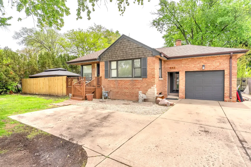 17W445 Butterfield Road Oakbrook Terrace IL 60181