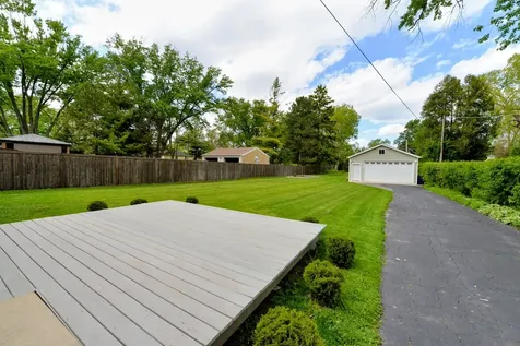 1634 East Forest Avenue Des Plaines IL 60018
