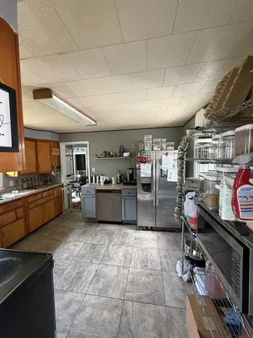 221 North Crossley Street Melvin IL 60952
