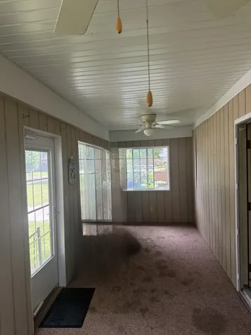 221 North Crossley Street Melvin IL 60952