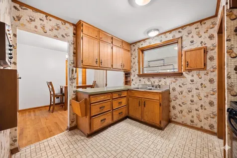14408 Dobson Avenue Dolton IL 60419