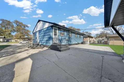 19 Mohawk Drive Thornton IL 60476