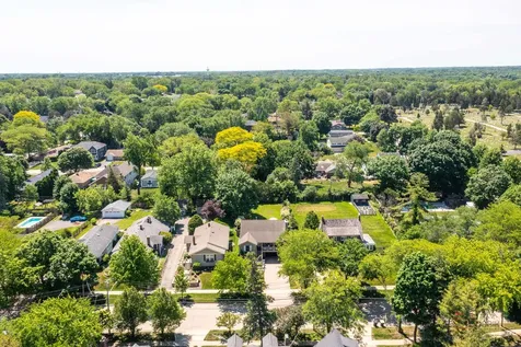 235 Coolidge Avenue Barrington IL 60010