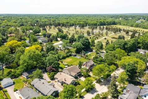 235 Coolidge Avenue Barrington IL 60010