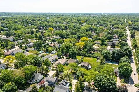 235 Coolidge Avenue Barrington IL 60010