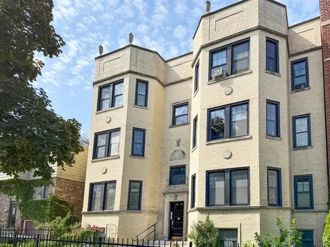 1716 West Estes Avenue Chicago IL 60626