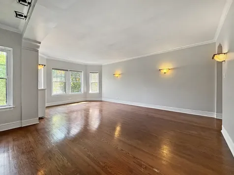 1716 West Estes Avenue Chicago IL 60626
