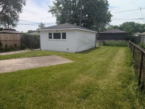 14738 Blackstone Avenue Dolton IL 60419