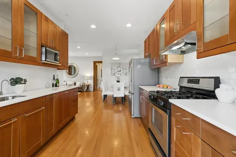5631 South Dorchester Avenue Chicago IL 60637
