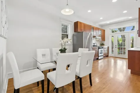 5631 South Dorchester Avenue Chicago IL 60637