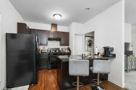 3633 Hyde Park Court Elgin IL 60124