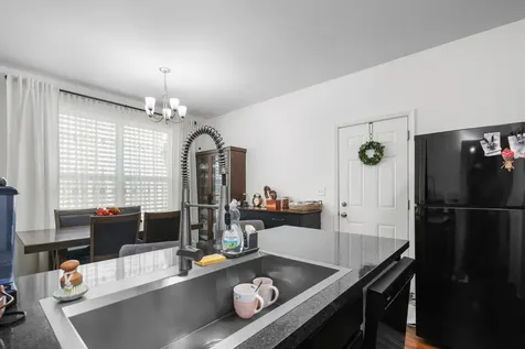 3633 Hyde Park Court Elgin IL 60124