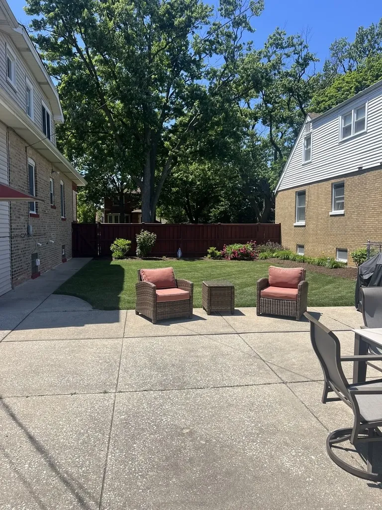 3147 Sunnyside Avenue Brookfield IL 60513
