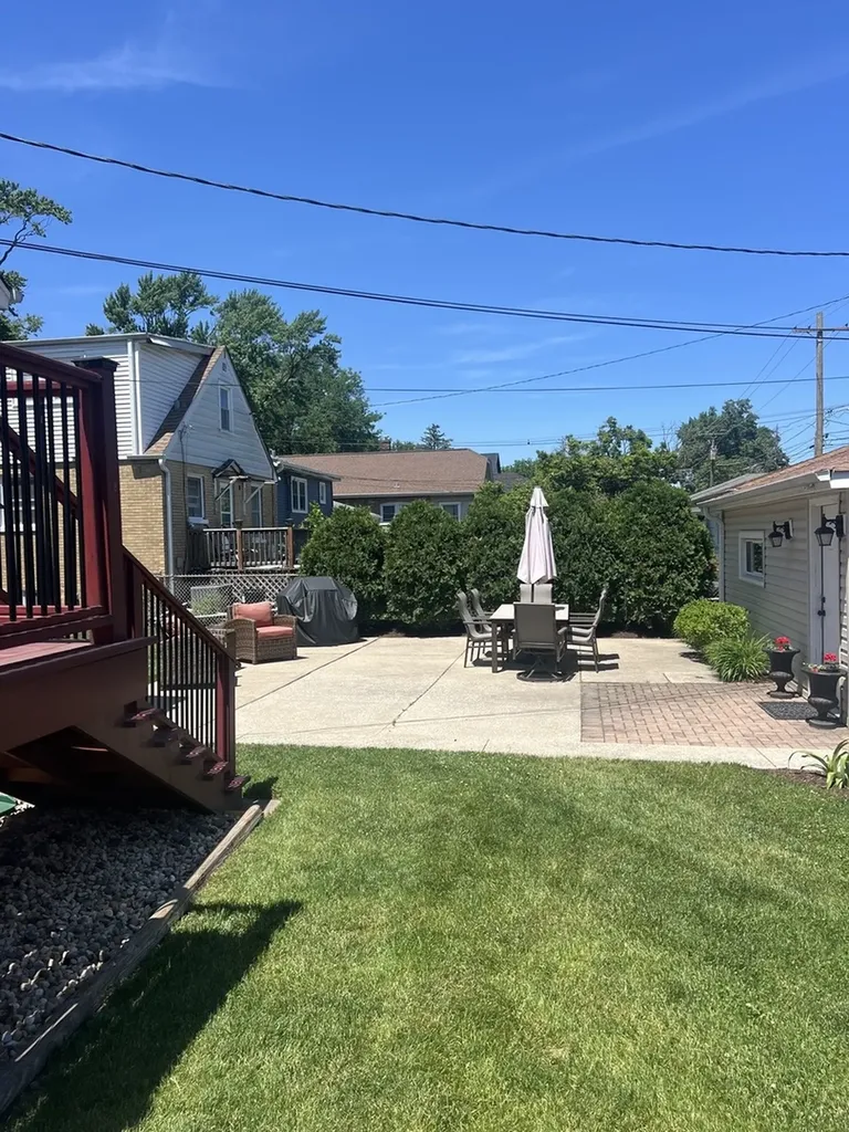 3147 Sunnyside Avenue Brookfield IL 60513