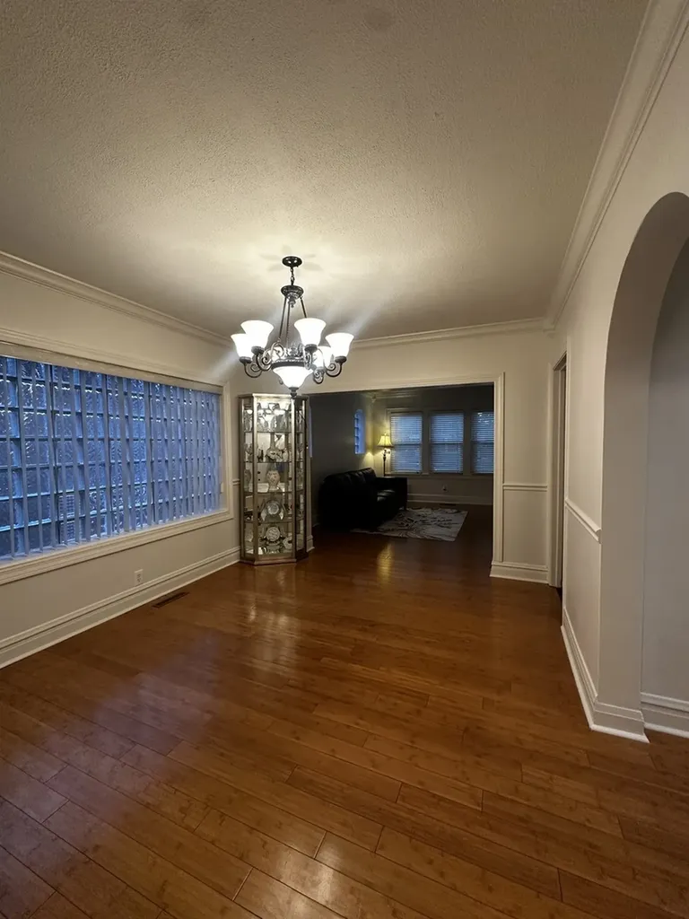 3147 Sunnyside Avenue Brookfield IL 60513