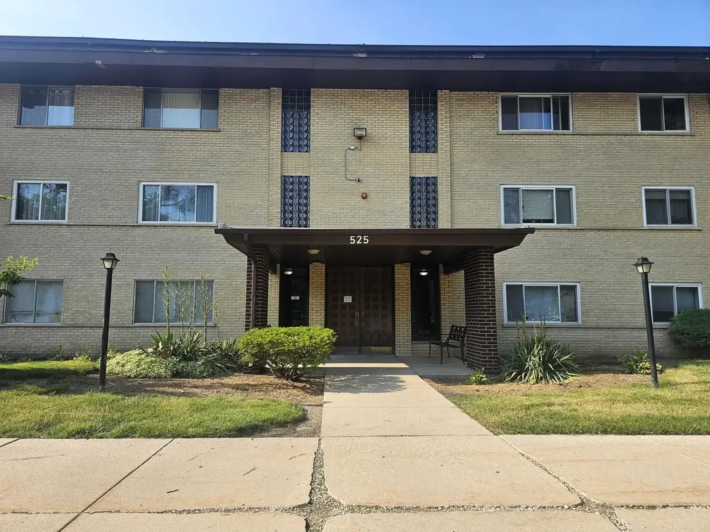 525 South Cleveland Avenue Arlington Heights IL 60005