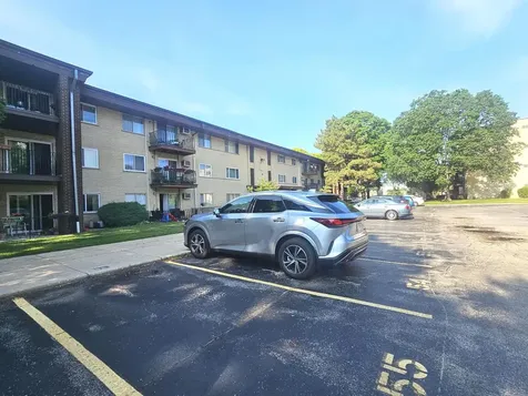 525 South Cleveland Avenue Arlington Heights IL 60005
