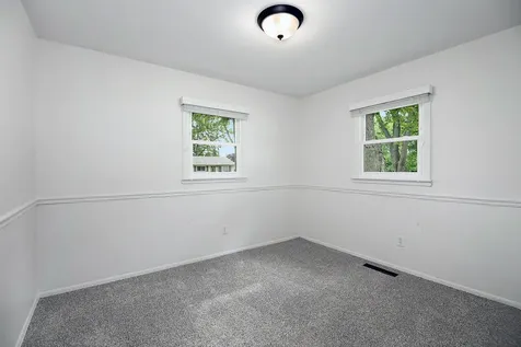 362 South Barbara Drive Kankakee IL 60901