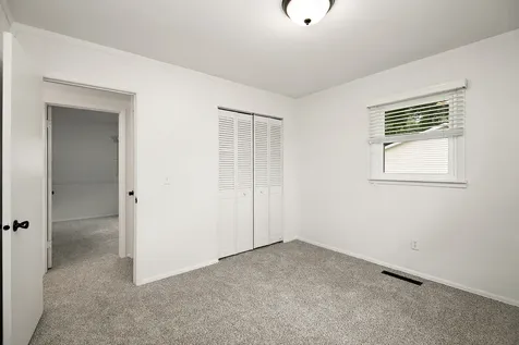 362 South Barbara Drive Kankakee IL 60901
