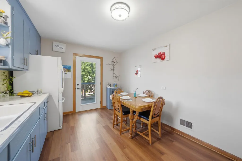 5142 South Lockwood Avenue Chicago IL 60638