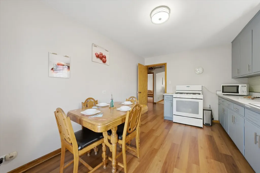 5142 South Lockwood Avenue Chicago IL 60638