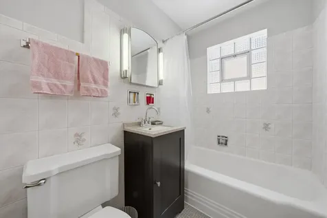 5142 South Lockwood Avenue Chicago IL 60638