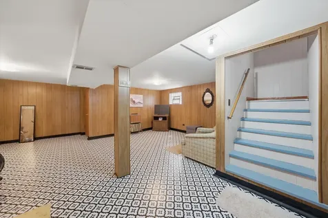 5142 South Lockwood Avenue Chicago IL 60638