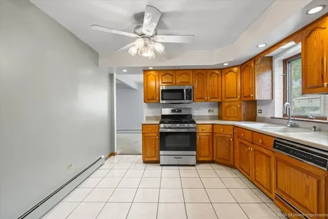 9600 Mayfield Avenue Oak Lawn IL 60453