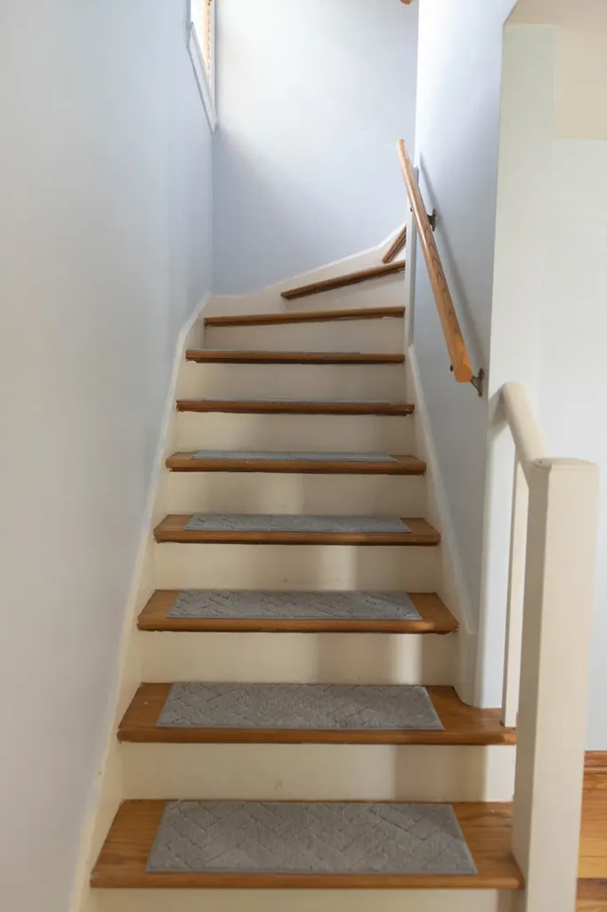 5167 West 63rd Place Chicago IL 60638