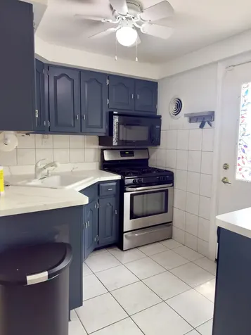 5167 West 63rd Place Chicago IL 60638