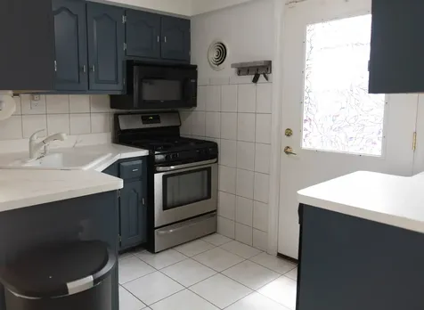 5167 West 63rd Place Chicago IL 60638