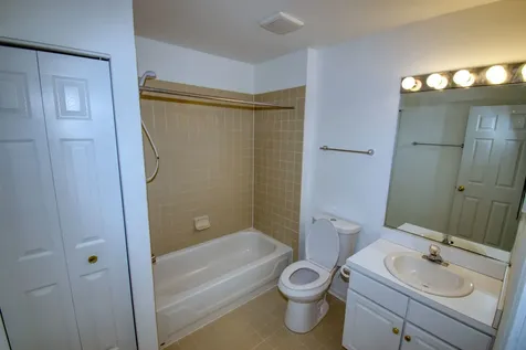 5564 Elizabeth Place Rolling Meadows IL 60008