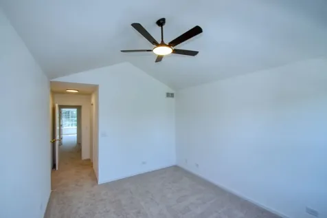5564 Elizabeth Place Rolling Meadows IL 60008
