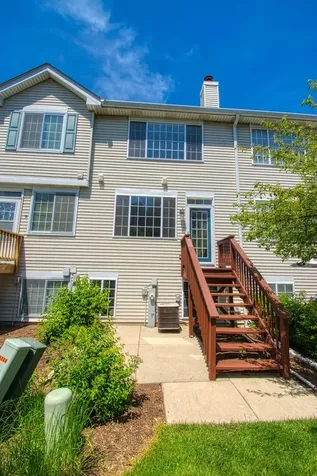 5564 Elizabeth Place Rolling Meadows IL 60008
