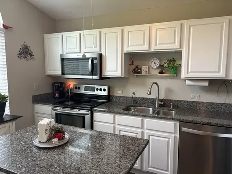 414 White Oak Lane Barrington IL 60010