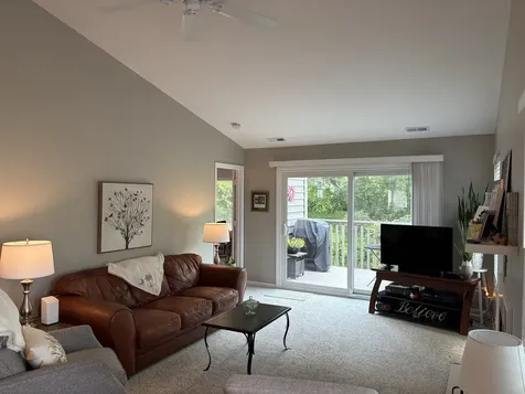 414 White Oak Lane Barrington IL 60010