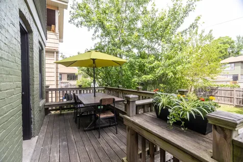 4519 North Sacramento Avenue Chicago IL 60625