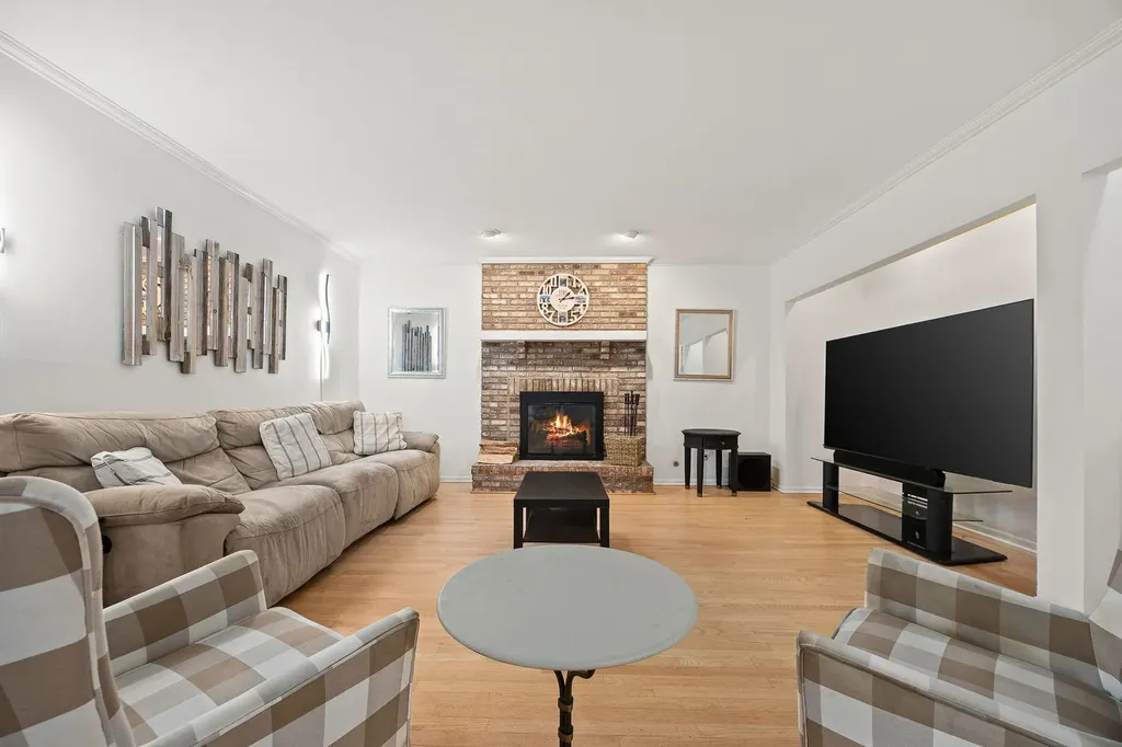 4463 Cascara Lane Lisle IL 60532