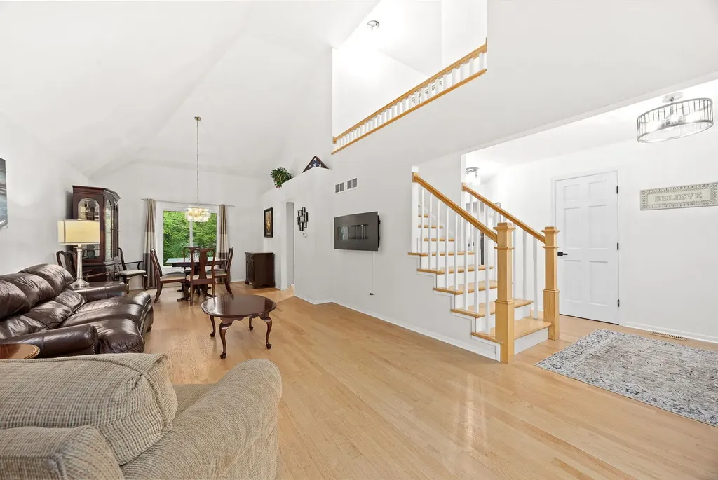 4463 Cascara Lane Lisle IL 60532