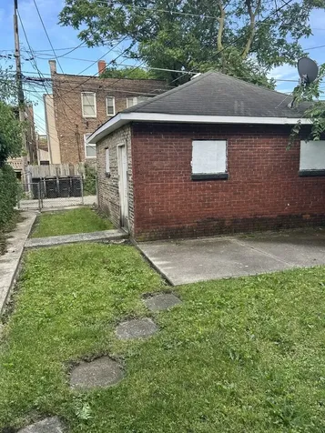 7637 South Sangamon Street Chicago IL 60620